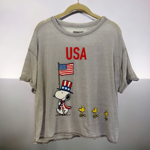 Brand New Burnout Cropped Style Peanuts T-Shirt - Fourth of July, Ladies XL - Picture 7 of 8
